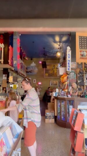 Summer Bellessa Instagram - Our last Seattle video includes the best meal I’ve ever had there! @woodencitytacoma was amazing, glad we could celebrate Melanie, my mother-in-law. We also checked out @easystreetrecords, @pagliaccipizza and @huskyicecream. West Seattle staples for a reason! Save this video if you’re planning any trips to the Pacific Northwest! Your tastebuds will thank you. #seattlefoodie #bestofseattle #tacoma #tacomafoodie
