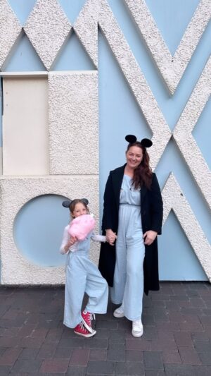Summer Bellessa Instagram - Since Nova had to stay with us for a week of working, we thought we’d surprise her with a trip to Disneyland. It was such a magical day, meeting new friends and running into old ones! #disneystyle #disneyland #disneygram