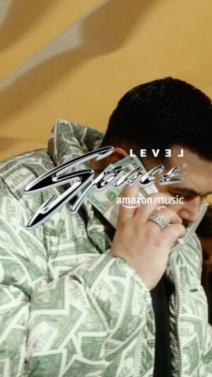 Summer Cem Instagram - Hände hoch, wer noch so krasser "Mask off" Fan ist wie @summercem 🙋‍♂️ #LEVELSpace