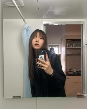 Sung Ji-yeon Instagram - ~.~zz.Z