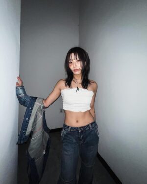 Sung Ji-yeon Instagram - 🪽🪽🪽