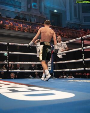 Sunny Edwards Instagram - 2-0 💨, another KO.
Thank you everyone on my team and thank you Ireland again 🙌🏼
@matchroomboxing @daznboxing