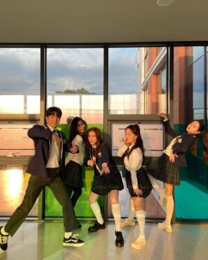 Sunny Oh Instagram - @xokittynetflix is out! So so grateful to have been in the company of incredibly talented, kindhearted and fun cast and crew xo