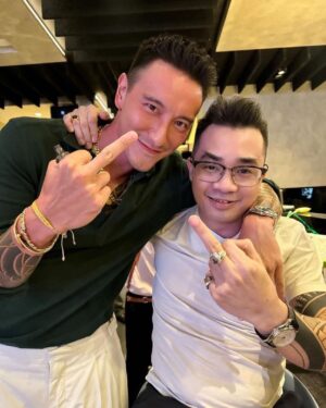 Sunny Wang Instagram - 終於復活了🙏🏼 連續三天真的太硬 🤣 週末愉快 ❤️ 我需要養生了💪🏼

Birthday week photo dump. Celebrating and drinking 3 days in a row… I have to admit, that wasn’t easy 🤣 Time@to get healthy now lol…Have a good weekend everyone! I’m