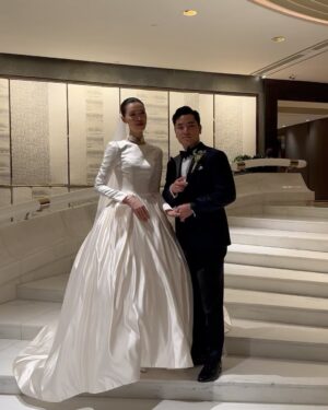 Sunny Wang Instagram - 祝你們 幸福滿滿 百年好合 早生貴子 恭喜 @mroscarwang & @t1any1 你們真的太可愛了 ❤️ So proud of you Oscar & proud to be your 乾哥! Love ya! 

也超開心可以跟家人還有老朋友和兄弟們聚在一起 一起慶祝 一起喝醉 🤮