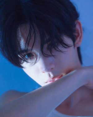Supamongkon Wongwisut Instagram - BLUE 🩵