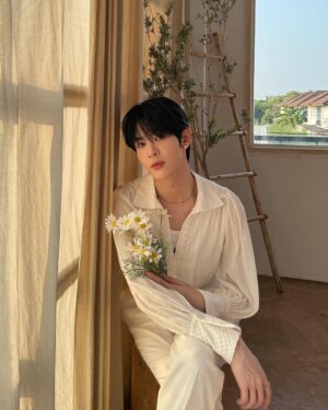 Supamongkon Wongwisut Instagram - overflowing