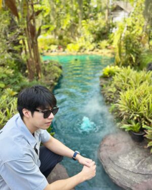 Suphadach Wilairat Instagram - กาแฟนายหนวด☕️ #bosstonsuphadach  #กีต้าร์ของบอสตั้น