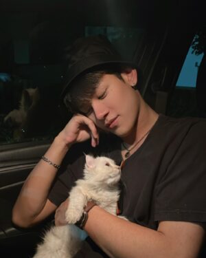 Suppacheep Chanapai Instagram - Are you going to be a good kitten ? 🤍