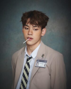 Suppacheep Chanapai Instagram - พอเริ่มโตขึ้นคนส่วนใหญ่ก็ชอบอม 
อมลูกอมแบบผมเนี่ยแหละ