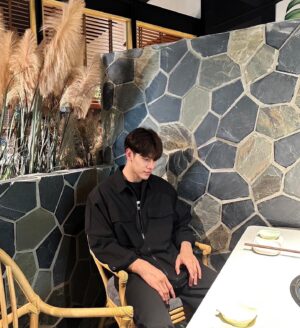 Suppacheep Chanapai Instagram - ถ้าพาเธอไปกินหมาล่า คงได้จับเธอลงหม้อเพราะเธอน่ากิน
#MJhotpot #MJHotpot秘境火锅主题餐厅 #HotpotThemeRestaurant #จีน #อาหาร #ชาบู #หม่าล่า