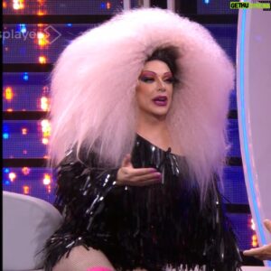Supremme de Luxe Instagram - Donde hay pelo, hay alegría. 
¿Un algodón de azúcar? SÍ SOY