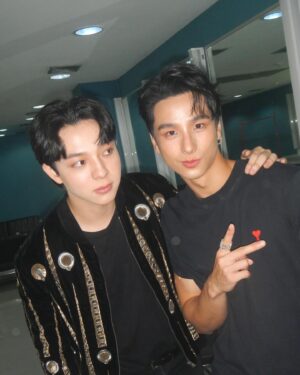 Suradej Pinnirat Instagram - เราโดนปั่นป่วนนครับพี่ @taophiangphor เนียนนักนะะ😤 #thewallsongร้องข้ามกำแพง