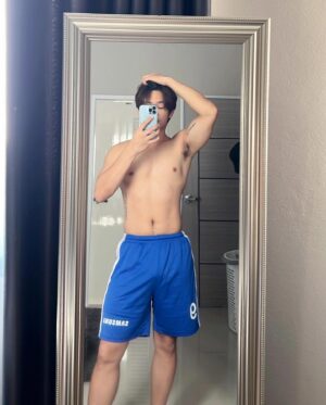 Surawit Ruangyod Instagram - ปีนี้ไม่ทันละ ปีหน้าว่ากันใหม่ 💙