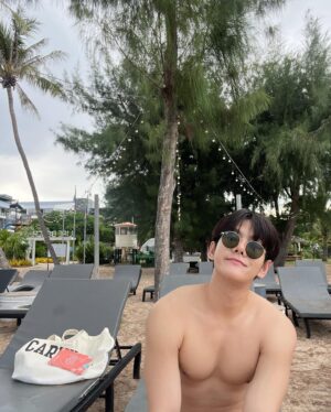 Surawit Ruangyod Instagram - Hello jul 😎 #ใจดีกับเราสักที
