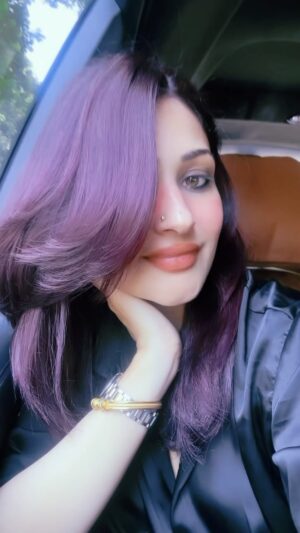 Surilie Gautam Instagram - VIOLET it is 😍😍😍
#hairgameonpoint #lovemyhair❤️