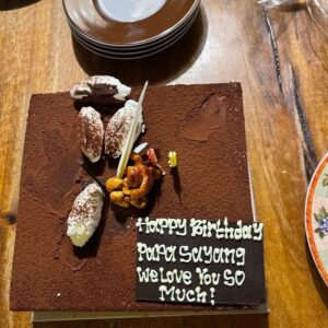 Surya Saputra Instagram - terimakasih istriku @cynthia_lamusu ,anak2 ku tatjana dan bima juga oma Sri
udah nyiapin suprise dan hadiah nya...
belum di kasih surprise eh di surprise in balik ya hehehe..

love you all