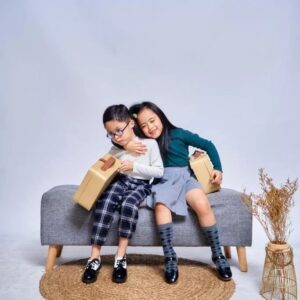 Surya Saputra Instagram - 20 november 2022
happy birthday @tatjanadanbima kesayangan papa mama..
semakin besar..pinter..jadi anak soleh dan soleha..jujur..berani...banyak teman..
papa mama sayang kaka dan abang..always