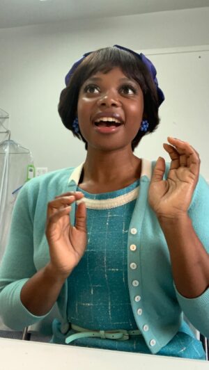 Susan Heyward Instagram - Getting into character for #HelloTomorrow while the crew set up was too much fun.

Get into all 10 episodes of Season 1, now streaming on @appletv.plus