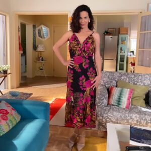Susana Arrais Instagram - Coisas que me acontecem.
.
#naoéfiltroémakeup 
#actriz #tv 
#leonorbaboactores 
#telenovela #tvioficial 
#queroévivertvi