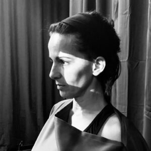Susana Arrais Instagram - Ensaios
COISAS QUE PODIAM SER DITAS (sobre Otelo)
De 16 a 27 de Novembro 
Na Malaposta 
#toshakespeareornotoshakespeare #otelo #iago #desdemona #emilia #mulheressilenciadas 
#teatro #actriz 
#gatoqueladraassociacaocultural