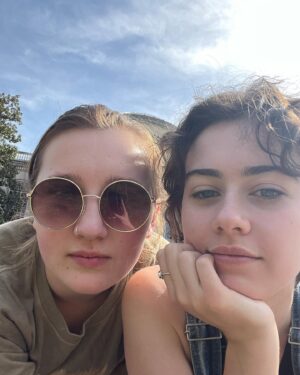 Susanna Skaggs Instagram - midterm season aka hell week ✨👹
