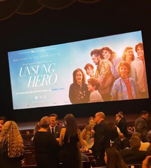 Susie Castillo Instagram - World premiere of @unsungheromovie in Nashville last night. What a beautiful film and story about a family coming together to get through the toughest of times. In theaters on April 26th. Thanks for having us @lionsgate 🙏🏼