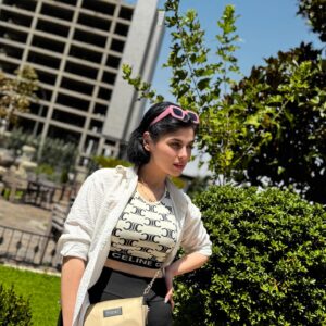 Suzan Al Salhiy Instagram - انا اليقين اثناء الربما…. 
#سوزان_الصالحي #اكسبلور_explore #مشاهير_العراق #تريند #مشاهير