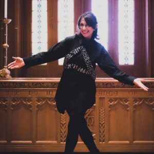 Suzanne Ciani Instagram - We’re thrilled to announce that synth legend Suzanne Ciani (@sevwave) joins Reflections for her Particles & Waves Tour, celebrating her dreamy breakthrough new age LP, Seven Waves.

Lush, melodic, and deeply romantic, Seven Waves was released in the US in 1984, an ethereal blend of technology and humanity. Each night, Suzanne will explore themes and sequences from the original recordings while improvising on the Buchla 200e modular synth, all presented live in quadraphonic sound, bathed in an immersive light show.

Cue the 808s, it’s time to surf the waves… 

~ Suzanne Ciani: Particles & Waves Tour ~

⎐ SAN FRANCISCO
Saturday, February 24, 2024
Grace Cathedral 
w/ Celia Hollander (@ceellliiiia)
↳ presented with Noise Pop   Synth News

⎐ NEW YORK CITY
Saturday, Mar 2, 2024
Church of the Heavenly Rest
w/ Time Wharp (@usa_kaye) 

… with more dates announced soon!

🌊

⁛ Poster art by @kazuhiro_aihara. Photos of Suzanne at Reflections this year, shot by Michael Elliott, @castropixels and @stevenacr.es.

Get tickets 🎟️  to all events at our link in bio.