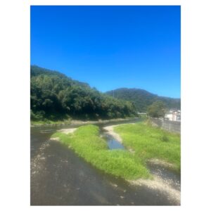 Suzuka Ohgo Instagram - 熱い、暑い夏でした☀️
毎日太陽を浴びてしっかり痩せて、食べたらしっかり戻りました🤭笑　

周りの方々に支えられてばかりだったなぁ。改めて、ありがとうとお伝えしたいです😊

これから皆様の思いが、皆様の夏が、１つの形になって、多くの方に届きますように😌
#晴れの国 #岡山 #最後に #暑さに負けた #微笑みを忘れた私 #🤣