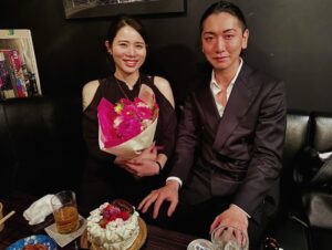 Suzumi Suzuki Instagram - 中村うさぎさんや猫町山本さん、大泉りかさん、紫原あきこさんたちに祝ってもらったり、SPA!の牧野さんの猫目でのご飯会でサプライズでアケミンさんも一緒に祝ってもらえたり、5月もとっても嬉しいこと続きでした。