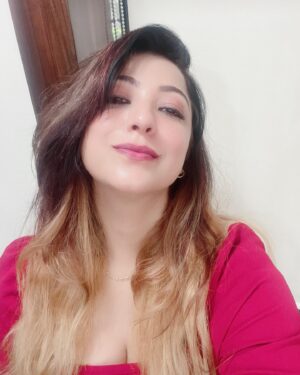 Sweety Chhabra Instagram - Good evening dosto ❤️

*Two rules for peaceful life :*

*Depression in failure should not go to heart,*
*Ego in success should not go to brain.*