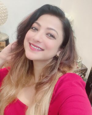 Sweety Chhabra Instagram - Good evening dosto ❤️

*Two rules for peaceful life :*

*Depression in failure should not go to heart,*
*Ego in success should not go to brain.*