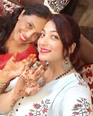 Sweety Chhabra Instagram - Happy Mother’s Day my strength my strong mom❤️
love you a lot 
Always be healthy and happy mom🙌 

(वात्सल्य, धैर्य, त्याग और ममता की प्रतिमूर्ति देश एवं प्रदेश की समस्त माताओं को अन्तरराष्ट्रीय मातृ दिवस पर हार्दिक बधाई एवं शुभकामनाएं।

#MothersDay2024  #WorldMothersDay2024