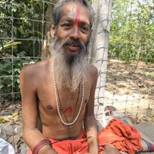 Swetha Gai Instagram - Real hunger is satiated through the eyes- Pradeepto

25.04.2024- A day with Tarama & Bama Khepa at Tarapith 🌺

Who is Pradeepto? 
The Sadhu in the 7th Slide.