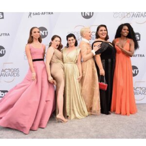 Sydelle Noel Instagram - Some great moments captured with @blackpanther @glownetflix and @cw_crazyxgf cast! @sagawards 
#BlackPanther #GLOW #CrazyExGirlfriend