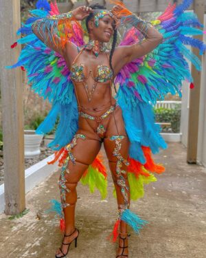 Sydelle Noel Instagram - Nothing like a #Grenada Carnival 🇬🇩

#Spicemas2023 #PrettyMas #SocaMusic #SydelleNoel 

👙: @oroluxurycarnivalgnd 
💄: @idonniemua 
📷: @trinlee_adg @risystyle