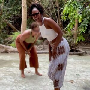 Sydelle Noel Instagram - Thank you from the bottom of my heart #Thailand
I’m smiling 😊 

This was my first #SoloTrip and I don’t think it will be my last. My heart is so full. I made new #friendships shed #happy tears 🥲 and had so much #laughter. 

Sometimes, you have to take time for yourself to reflect, rebuild, learn… whatever you need. 2023 you may have noticed that I was traveling a lot because that’s what I love to do and I was taking time for me… for MY mental. I won’t go into depth of my situation, I just want to shed some light 💡 for those of you taking the time to read this that you need to take time for yourself. Who’s going to love you more than you and I hope you love yourself enough to do so. 🙏🏾