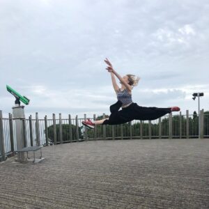 Sylvie Filloux Instagram - Une matinée normale à Sete  Crédit to @ariane__martin