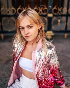 Actress Sylvie Filloux HD Instagram Photos and Wallpapers August 2023