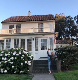 Sylvie Filloux Instagram - I had a visa 🍾