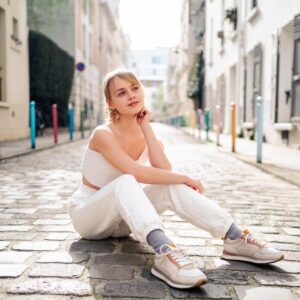 Sylvie Filloux Instagram - @laurent_masure Un grand merci à @shoeshopatrick et @tally_weijl #paris14 #soleil #hoff #couleurs #shoes