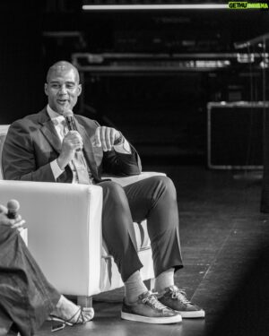 T.D. Jakes Instagram - Swipe ➡️ to see moments from our dynamic panel on Access to Capital: Orchestrating Financial Flourish! Frank Holland (@frankcnbc ), Bob Greene (bgnupe ), Nicole Elam (@natbankers1927 ), and Felecia Hatcher (@feleciahatcher ) shared essential strategies to navigate the funding landscape for entrepreneurs.

The discussion emphasized collective success and long-term financial growth. Be part of the dialogue at #GoodSoilForum25. 🌐

Visit https://www.goodsoilforum.com/event or click the link in bio for early registration! 🎟🌱✨

#GoodSoilForum #GoodSoilForum2025 #GoodSoilForum25 #HustleToHarvest #Entrepreneurship #Business #Dallas #Texas #BusinessConferences #SummerEvents