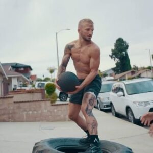 TJ Dillashaw Instagram - Missing the garage. Working past exhaustion makes you feel alive. Most people have never tested their limitations. #HardWork #nolimitations @treigning_lab
.
🎥 @cinedirector