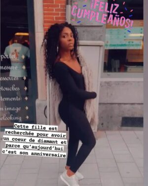 Tabita Best Instagram - Cette fille @diivaablaack est recherchée pour avoir un cœur de diamant!!!! 

Je sais que je ne te l'ai jamais dit, c'est une chance de t'avoir dans ma vie. 14 ans qu’on se connaît, avec la distance qui nous sépare, mais tu participes activement à ma vie comme si nous nous voyions tous les jours.

Aujourd'hui pour ton anniversaire je te rappelle à nouveau le coeur de diamant 💎 que tu as.

JOYEUX ANNIVERSAIRE LIPASA 💖💎❤️
