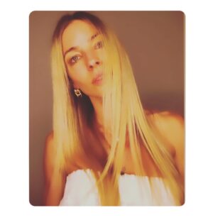 Tabrett Bethell Instagram - 💋

Was blessed to have  the keratin natural applied to my hair yesterday @stylzhairsalons in #sydney #bondijunction 

The keratin natural is much more gentle than the keratin classic which is generally applied with a lot of heat and last 6 months 

The keratin natural is applied with minimal heat and last 6 weeks.

My hair had a lot of frizz, and was damaged so the keratin natural put a protection over my hair and put the shine back in.

Very happy with the results 🖤

#sydney #hair #stylz #keratin #keratinnatural
