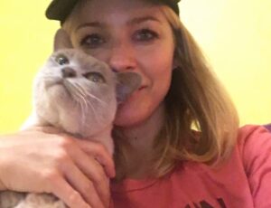 Tabrett Bethell Instagram - Happy 18th birthday to this Little Rock star ⭐️. Today is her birthday 🥳 
I remember driving you home for the first time to my little flat in Kings Cross. I remember my 23 yr old self going to collect you in my silver holden barina with my jet black hair, red hoodie and skinny jeans and walking into a sea of little lilac Burmese everywhere and saying to my friends who came with me, “ how do I choose” ?? The breeder saying “look at this little one at your feet, looking at you “and there you were waiting for me. Ready! 
From the moment I met you I knew my heart had been stolen , you have the ability to thaw out the iciest of hearts. You inspired many of my friends through the years wanting their version of a lilac Burmese Mischa but the thing is , there is only one you. My little soul mate, the loyal guardian. Remembering throughout the years laughing at  boyfriends of mine squabbling to be able to sleep with you in their arms but with determination keeping you in mine. You became my heart. My whole heart. You taught me selfless love. How was I to know back then at 23 I’d have 18 years living with such an enigmatic energy. A cat with her own international passport. A cat for me to adore for all of eternity.
There are so many people to thank for looking after you over the years… Evelyn , @drevil1149  omg, you Angel.  Thank you to you and your father for driving all the way from Arizona to LA to pick Mischa up to care for her all those months while I had to head back to Australia. You are an angel from heaven! @lauragordon____ & Nick Barkla for taking just wonderful  care of her in LA. @danielle_mcc for caring for her so beautifully. @julianmeagher for your care with her even though you are so allergic , she got in your heart though 😁.. Of course Matt C for teaching her naughty tricks and last but not least the worlds best vet , #bennyandthepets -Ben-@bennyandthepets for doing everything you could to help her and me in the last 12 months. So very Infinitely grateful. 
Happy birthday my darling little girl. 🥳🥳🥳🥳
I love you Mischa.. Forever and always. ❤️
Your body maybe gone but you are just everywhere.🤩🌈⭐️🙌
