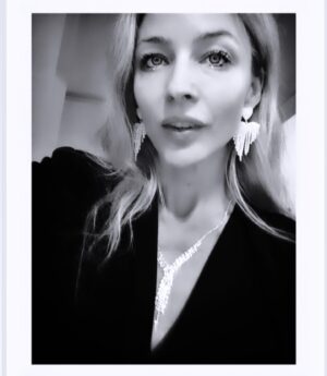 Tabrett Bethell Instagram - 🖤🖤🖤

@decjuba 
@theofficialpandora 
@creedfragrance