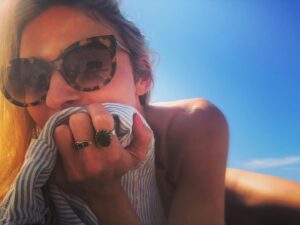 Tabrett Bethell Instagram - Sun kissed 💋

And these sunnies still going strong @libertyfcollins 😝