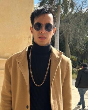 Taha Desouky Instagram - كل سنة وانتوا طيبين 
استنوني ابتداء من بكرة ان شاء الله في دور "وجيه" في مسلسل "الصفارة "
شكرا جدا لكل حد وثق فيا ودعمني و وقف جنبي من اهلي واصحابي واساتذتي ويارب ابقى عند حسن ظنكوا جميعا و اكون ضيف خفيف عليكوا في رمضان .
مسلسل الصفارة - رمضان ٢٠٢٣
بطولة أستاذي واخويا الكبير أحمد أمين
إخراج أ/ علاء إسماعيل 
انتاج : @mediahubadvertising 
Management: @ginger__tm